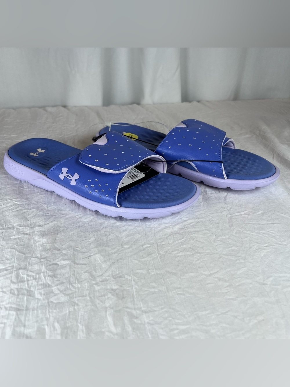 Under Armour Ignite 7 Women’s sz9 Blue & Lavender Slide Sandals 3026027-400 NWT